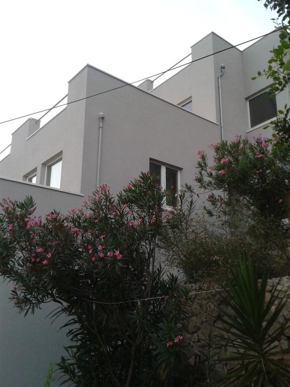 Apartment Villa Bonadea Slano Esterno foto